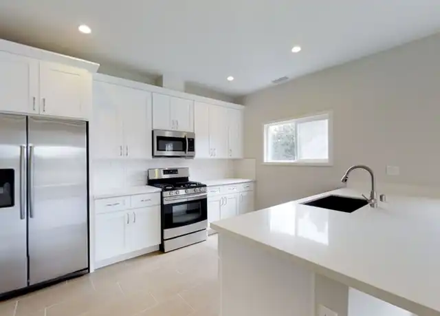 Property at 5133 W 21st St, Los Angeles, CA, 90016, 3 beds, 2 baths, [object Object]