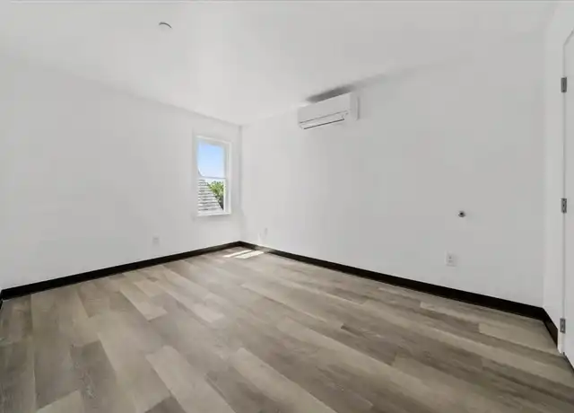 Property at 415 Olo St #4, Woonsocket, RI, 02895, 1 bed, 1 bath, [object Object]