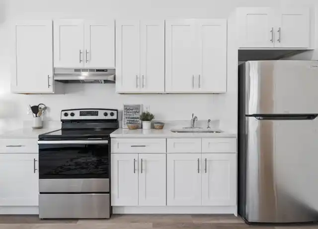 Property at 415 Olo St #4, Woonsocket, RI, 02895, 1 bed, 1 bath, [object Object]