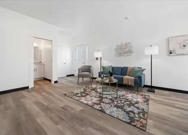 Property at 415 Olo St #4, Woonsocket, RI, 02895, 1 bed, 1 bath, [object Object]