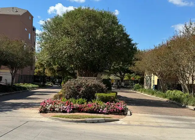Property at 9112 Harbor Hills Dr, Houston, TX, 77054, 4 beds, 3.5 baths, [object Object]