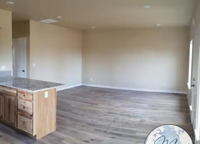 Property at 321 Adams St, Twin Falls, ID, 83301, 2 beds, 2 baths, [object Object]