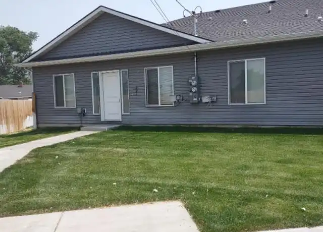Property at 321 Adams St, Twin Falls, ID, 83301, 2 beds, 2 baths, [object Object]