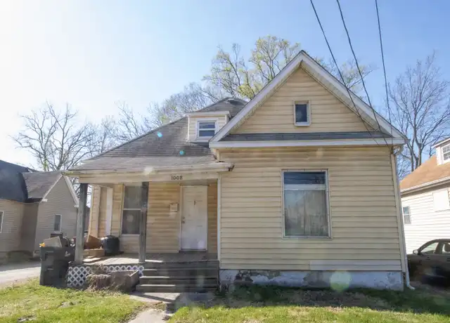 Property at 1008 Rogers St, Columbia, MO, 65201, 3 beds, 2 baths, [object Object]