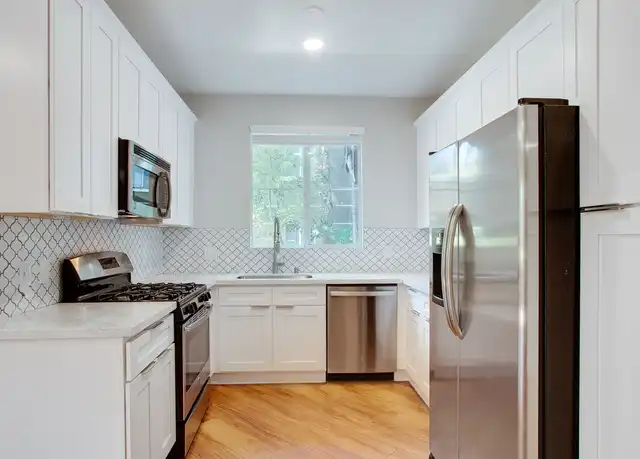 Property at 5557 W 6th St Unit 1-305, Los Angeles, CA, 90036, 2 beds, 2 baths, [object Object]