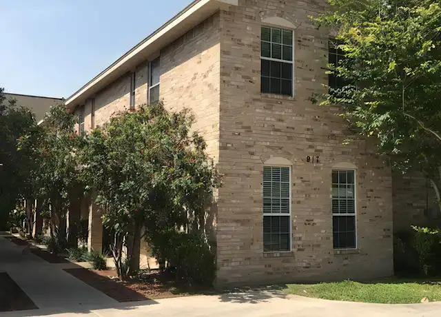 Property at 915-917 Galveston Ave Unit 917-1, McAllen, TX, 78501, 3 beds, 2.5 baths, [object Object]