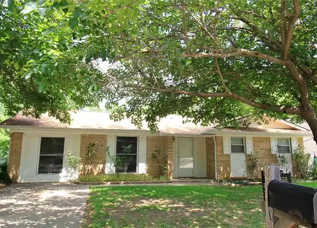 Property at 3820 Titan Trl, Denton, TX, 76209, 3 beds, 2 baths, [object Object]