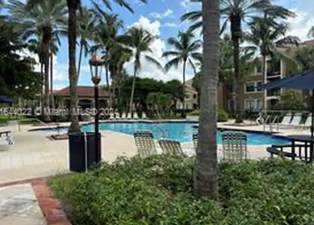 Property at 7970 N Nob Hill Rd, Tamarac, FL, 33321, 1 bed, 1 bath, [object Object]