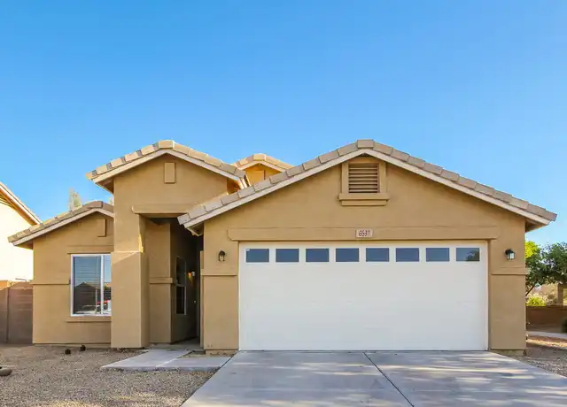 Property at 6537 W Hilton Ave, Phoenix, AZ, 85043, 3 beds, 2 baths, [object Object]