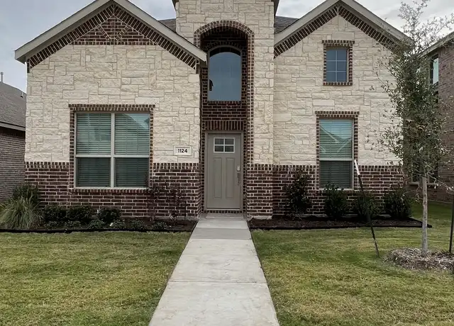 Property at 1124 Western Yarrow Ave, Justin, TX, 76247, 4 beds, 3 baths, [object Object]
