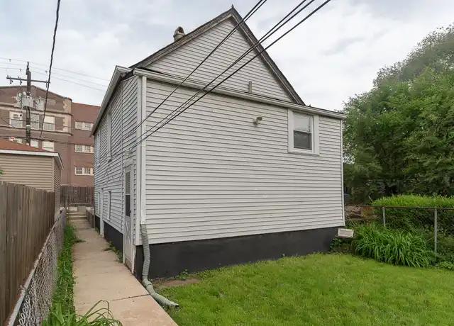 Property at 1722 N Kimball Ave Unit HC, Chicago, IL, 60647, 3 beds, 1 bath, [object Object]