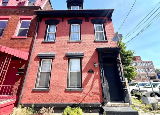 Property at 1815 Locust St Unit 2, Pittsburgh, PA, 15219, 2 beds, 1 bath, [object Object]