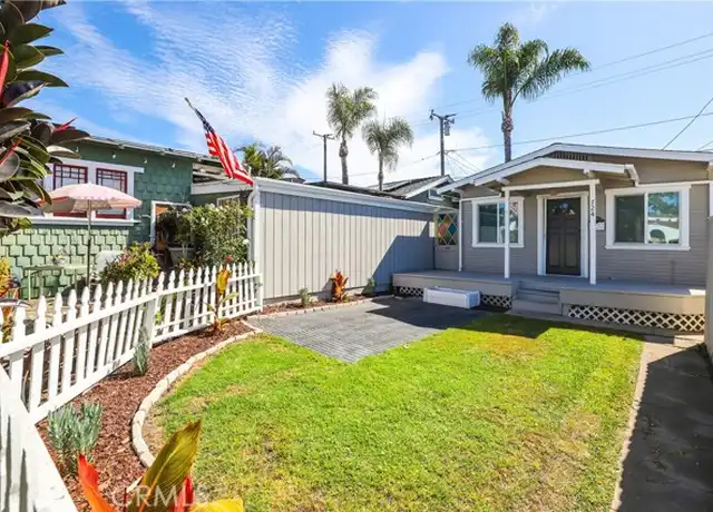 Property at 724 Main St, Huntington Beach, CA, 92648, 1 bed, 1 bath, [object Object]