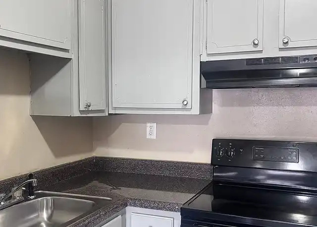Property at The Summereast - 770 Bartlett Rd, Memphis, TN, 38122, 1 bed, 1 bath, [object Object]