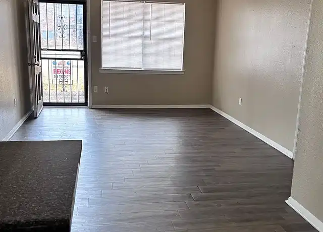 Property at The Summereast - 770 Bartlett Rd, Memphis, TN, 38122, 2 beds, 1.5 baths, [object Object]