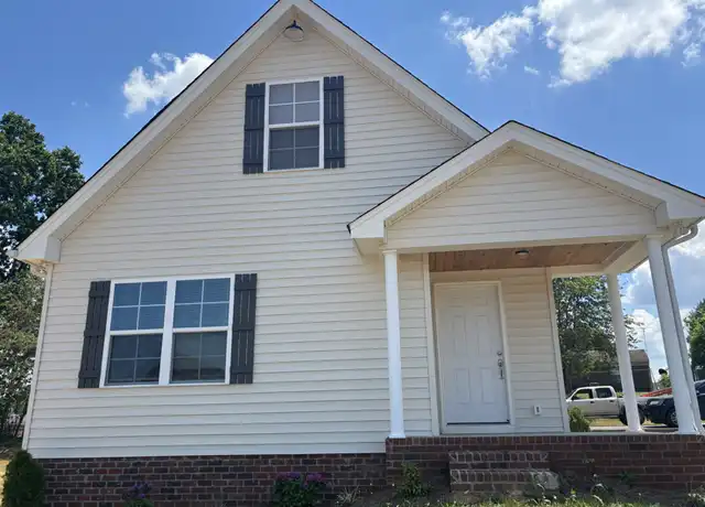 Property at 100 Apache Ln, Lafayette, TN, 37083, 3 beds, 2 baths, [object Object]