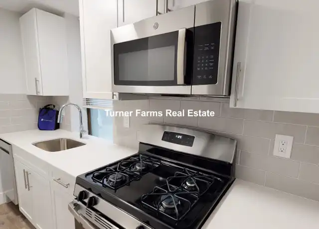 Property at 81 Park Dr Unit B, Boston, MA, 02215, 2 beds, 1 bath, [object Object]