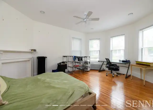 Property at 19 Trowbridge St Unit 2, Cambridge, MA, 02138, 3 beds, 1 bath, [object Object]