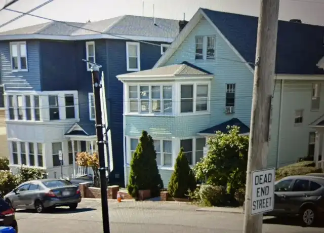 Property at 5 City View Rd Unit 5, Brookline, MA, 02446, 3 beds, 1 bath, [object Object]