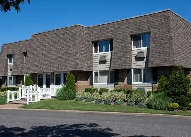 Property at 74 Philip Walk Unit PW74, Babylon, NY, 11704, 1 bed, 1 bath, [object Object]