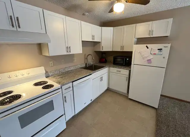 Property at 924 4th St SW Unit 205, Forest Lake, MN, 55025, 2 beds, 1 bath, [object Object]