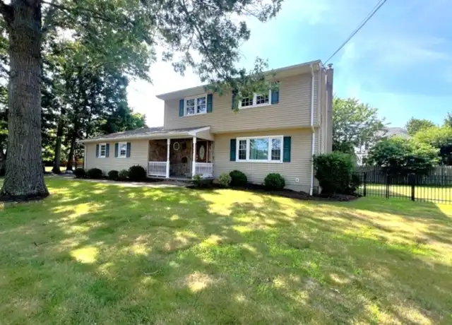 Property at 136 E Central Ave, Wharton, NJ, 07885, 4 beds, 1.5 baths, [object Object]