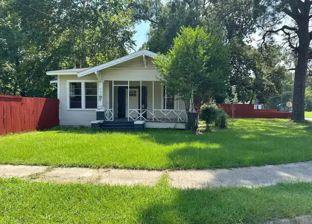 Property at 600 S 2nd St, West Monroe, LA, 71292, 3 beds, 1 bath, [object Object]