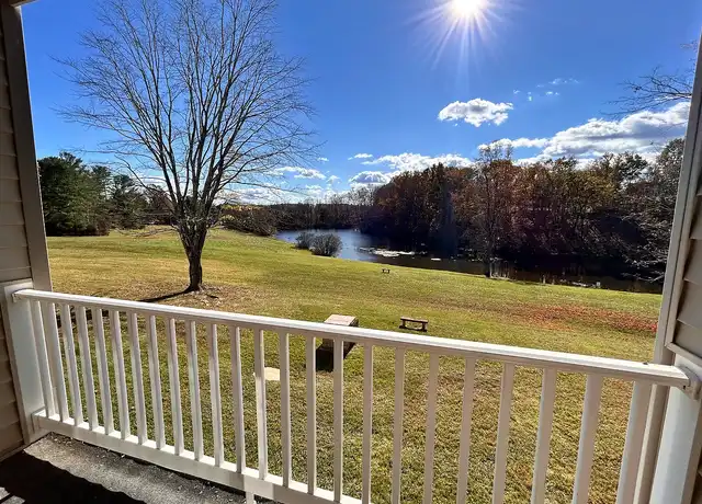 Property at Huntingwood Apartments - 225 Coffee Rd, Lynchburg, VA, 24503, 1 bed, 1 bath, [object Object]