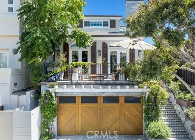 Property at 520 2nd St, Manhattan Beach, CA, 90266, 4 beds, 3 baths, [object Object]