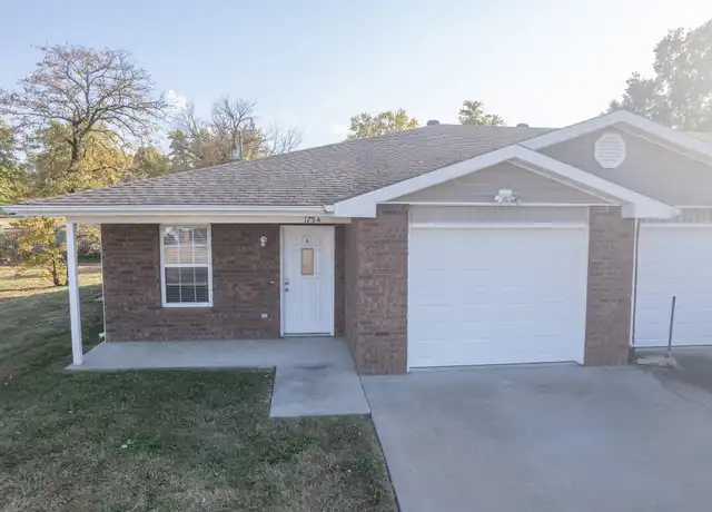 Property at 145 Rylee Cir Unit A, Holts Summit, MO, 65043, 3 beds, 2 baths, [object Object]