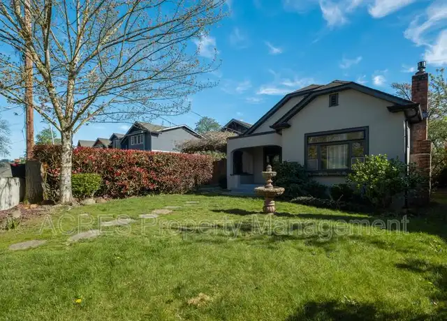 Property at 4027 S 128th St, Tukwila, WA, 98168, 2 beds, 1 bath, [object Object]