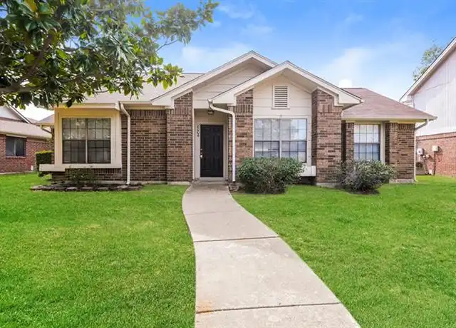 Property at 8004 Tulane Dr, Rowlett, TX, 75088, 3 beds, 2 baths, [object Object]