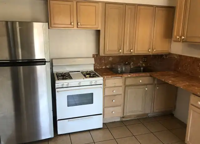 Property at 901 Hillcrest Pl Unit 8, Oceanside, CA, 92058, 1 bed, 1 bath, [object Object]