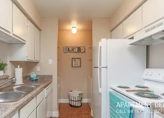 Property at 426 Garland Dr Unit 4009, Lake Jackson, TX, 77566, 1 bed, 1 bath, [object Object]