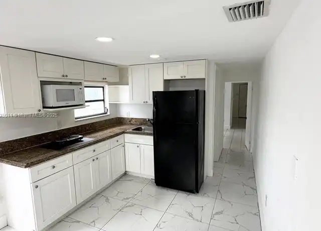 Property at 3331 NW 18th Ter Unit 2, Miami, FL, 33125, 1 bed, 1 bath, [object Object]