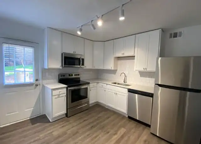 Property at The Grant - 1051 Villa Ct SE, Atlanta, GA, 30316, 1-2 bed, 1 bath, [object Object]