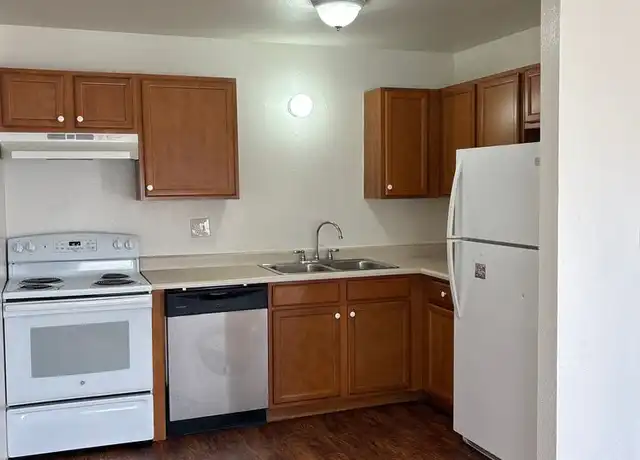 Property at Yarrow Apartments - 1221 Yarrow St, Lakewood, CO, 80214, 1 bed, 1 bath, [object Object]