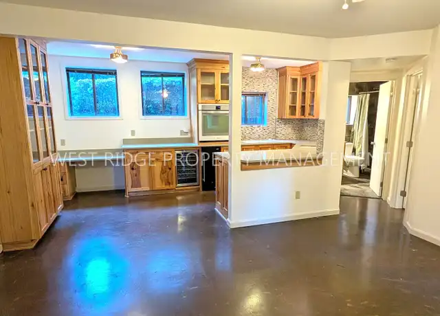 Property at 1721 NW Glisan St, Portland, OR, 97209, 2 beds, 1 bath, [object Object]