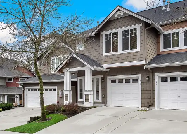Property at 5589 Lakemont Blvd SE #1705, Bellevue, WA, 98006, 2 beds, 2.5 baths, [object Object]