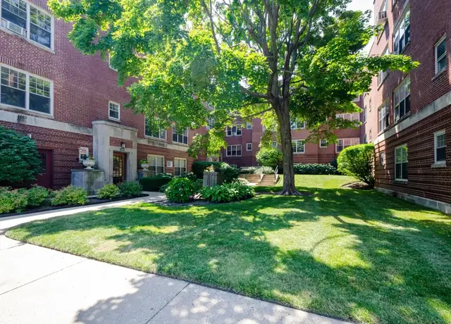 Photo of 2730 Hampton Pkwy, Evanston, IL 60201