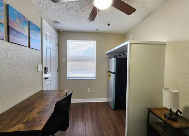 Property at 3547 Cheswick Dr Unit 5, Holiday, FL, 34691, 1 bed, 1 bath, [object Object]