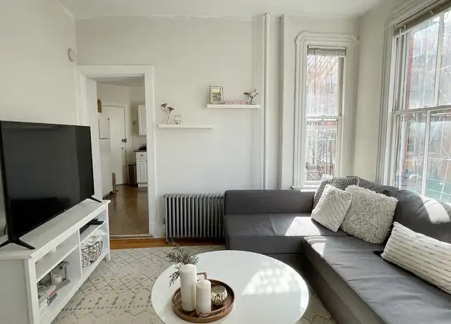 Property at 24 Anderson St Unit 7, Boston, MA, 02114, 2 beds, 1 bath, [object Object]
