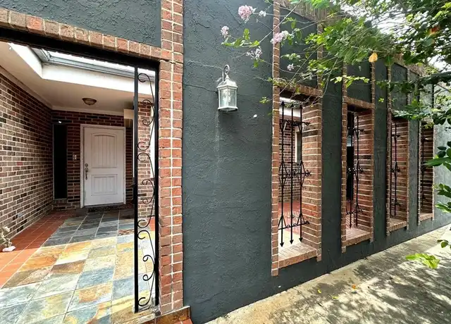 Property at 704 Kerria Ave, McAllen, TX, 78501, 3 beds, 2 baths, [object Object]