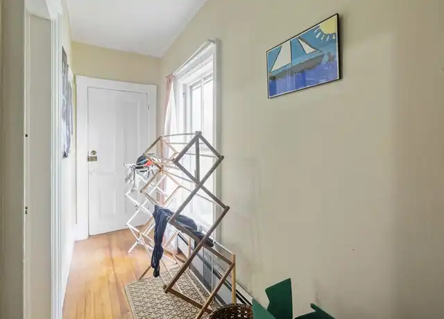 Property at 15 High St Unit 4, Brunswick, ME, 04011, 1 bed, 1 bath, [object Object]
