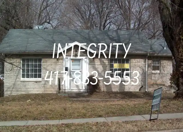 Property at 517 W Minota St, Springfield, MO, 65807, 2 beds, 1 bath, [object Object]