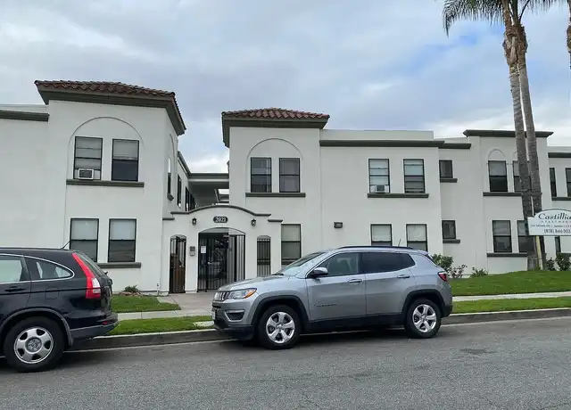 Property at Castillian Apartments - 2021 Grismer Ave, Burbank, CA, 91504, 1 bed, 1 bath, [object Object]