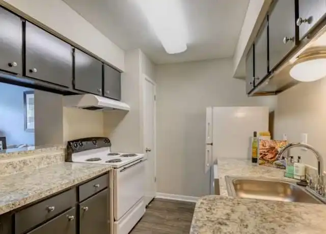 Property at 2100 Tannehill Dr Unit 2170, Houston, TX, 77008, 2 beds, 2 baths, [object Object]