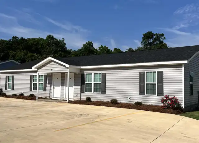 Property at 117 Ronald Pride Blvd, Fort Valley, GA, 31030, 1 bed, 1 bath, [object Object]