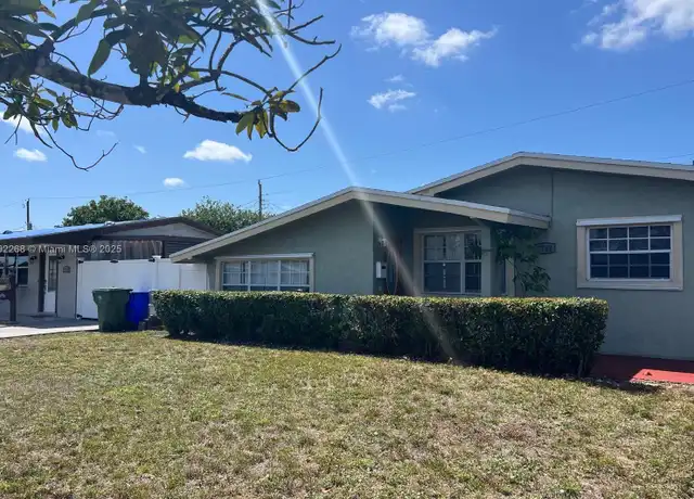 Property at 7740 NW 11th St, Pembroke Pines, FL, 33024, 4 beds, 2 baths, [object Object]