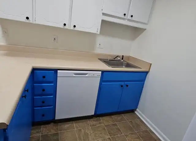 Property at 311 Powell Mill Rd Unit 311H, Spartanburg, SC, 29301, 1 bed, 1 bath, [object Object]
